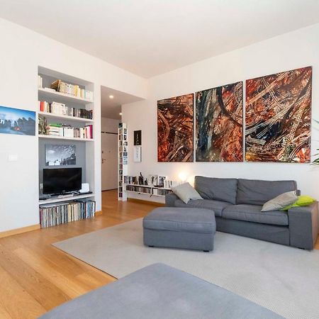 Charming Apartment With Parking! Торино Екстериор снимка