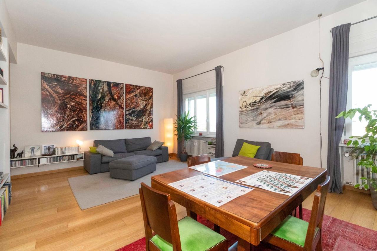 Charming Apartment With Parking! Торино Екстериор снимка